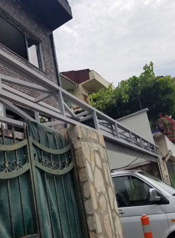 motorlu garaj kapısı